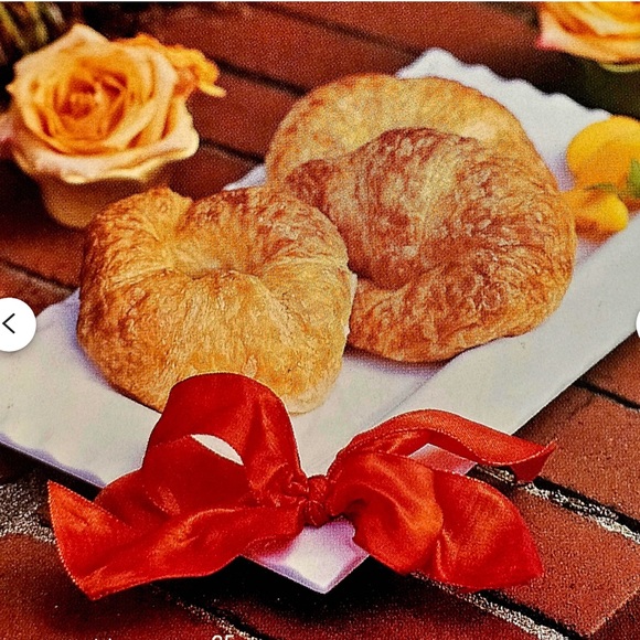 Southern Living Dress Me Up Ribbon Rectangular Platter 13.5 x 7.5 White Scallop - Picture 13 of 14